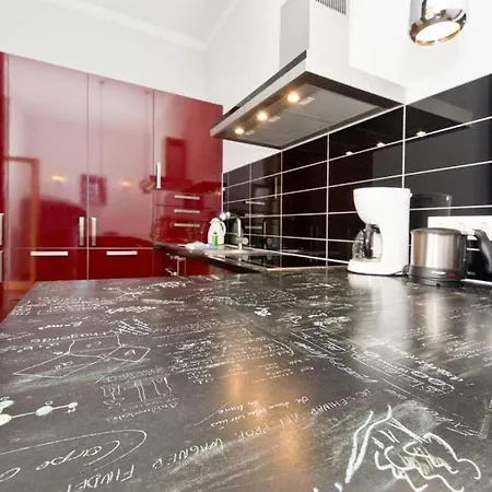 Julius App 5 American Style Apartment *