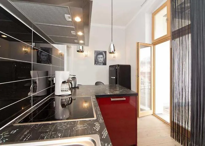 Julius App 5 American Style 塞巴特黑灵斯多夫